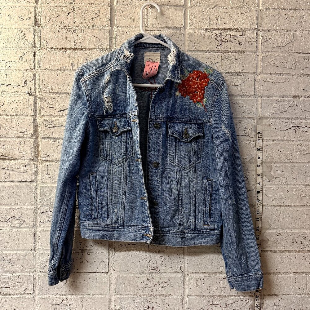 American Eagle Embroidered Denim Jacket Distressed Floral Jean Jacket - Picture 1 of 12
